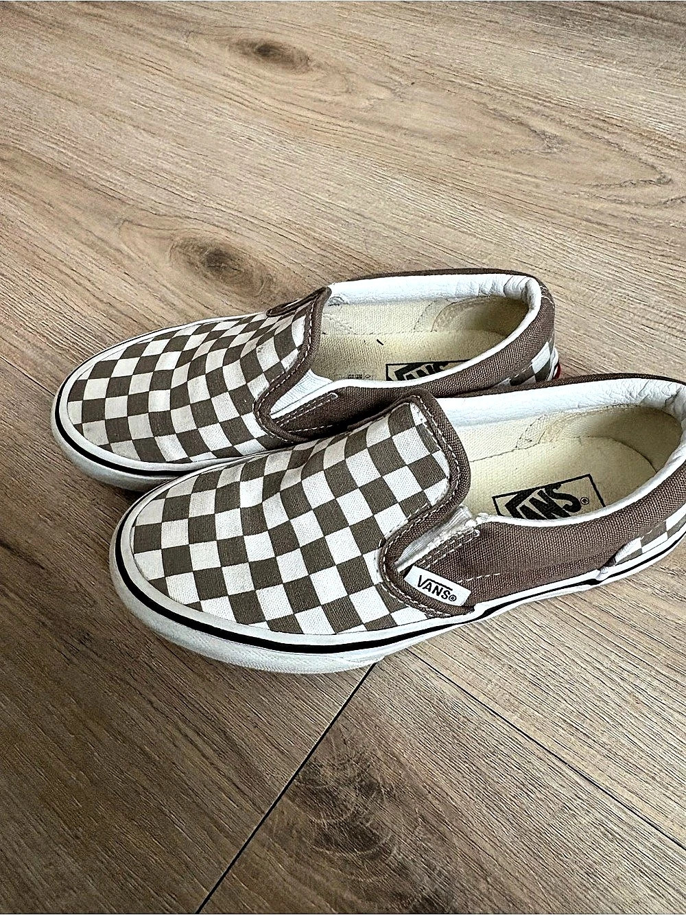 Vans Classic Slip-On Checkerboard Brown Sneakers Brown & White Kids 13.5